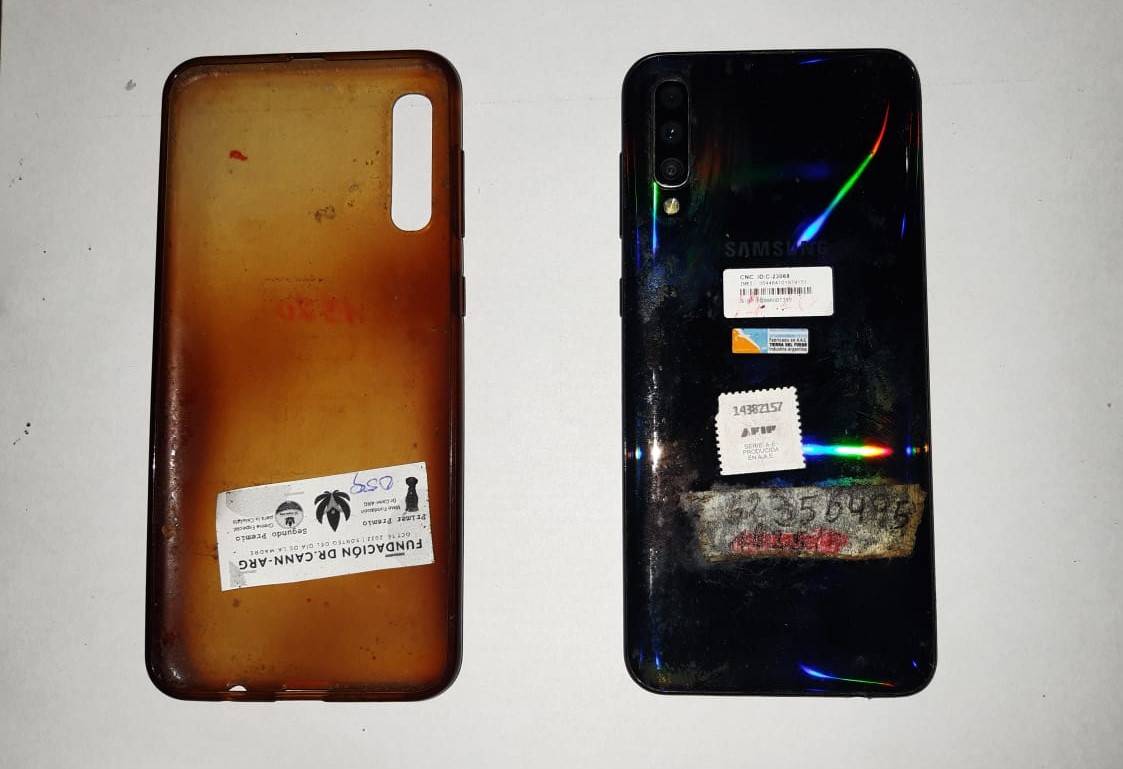 SAMSUNG A30S