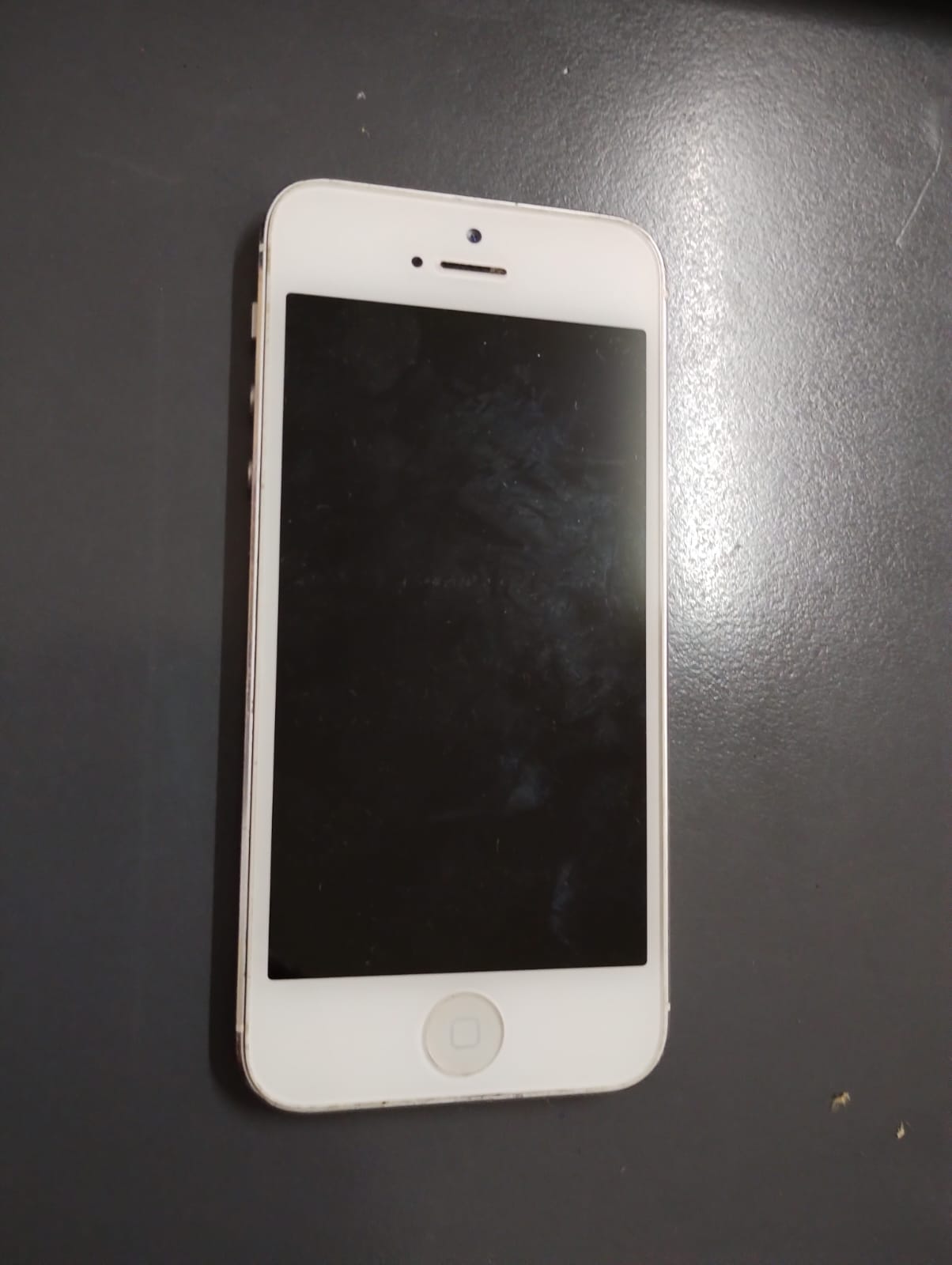 IPHONE 5 PLATEADO