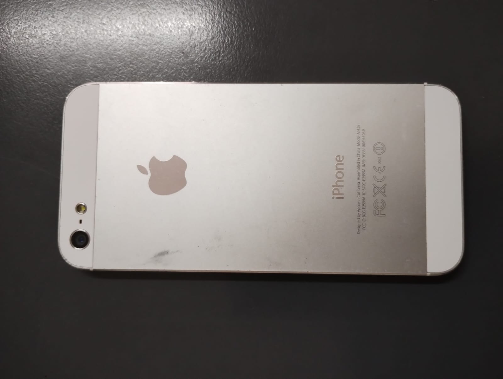 IPHONE 5 PLATEADO