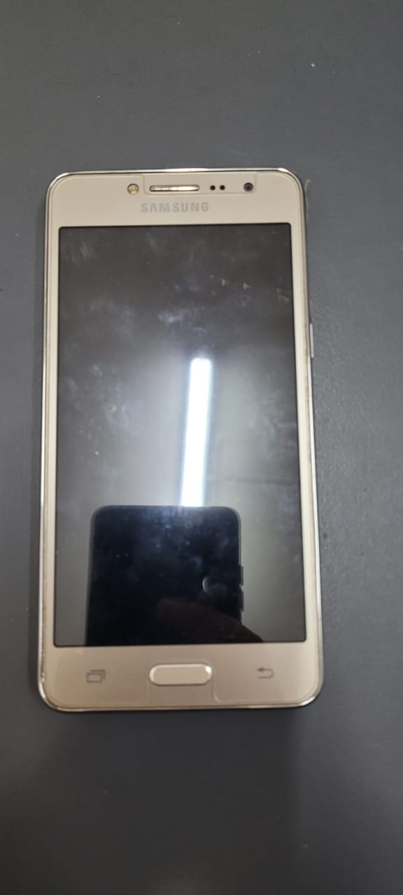 TELEFONO CELULAR MARCA SAMSUNG COLOR DORADO