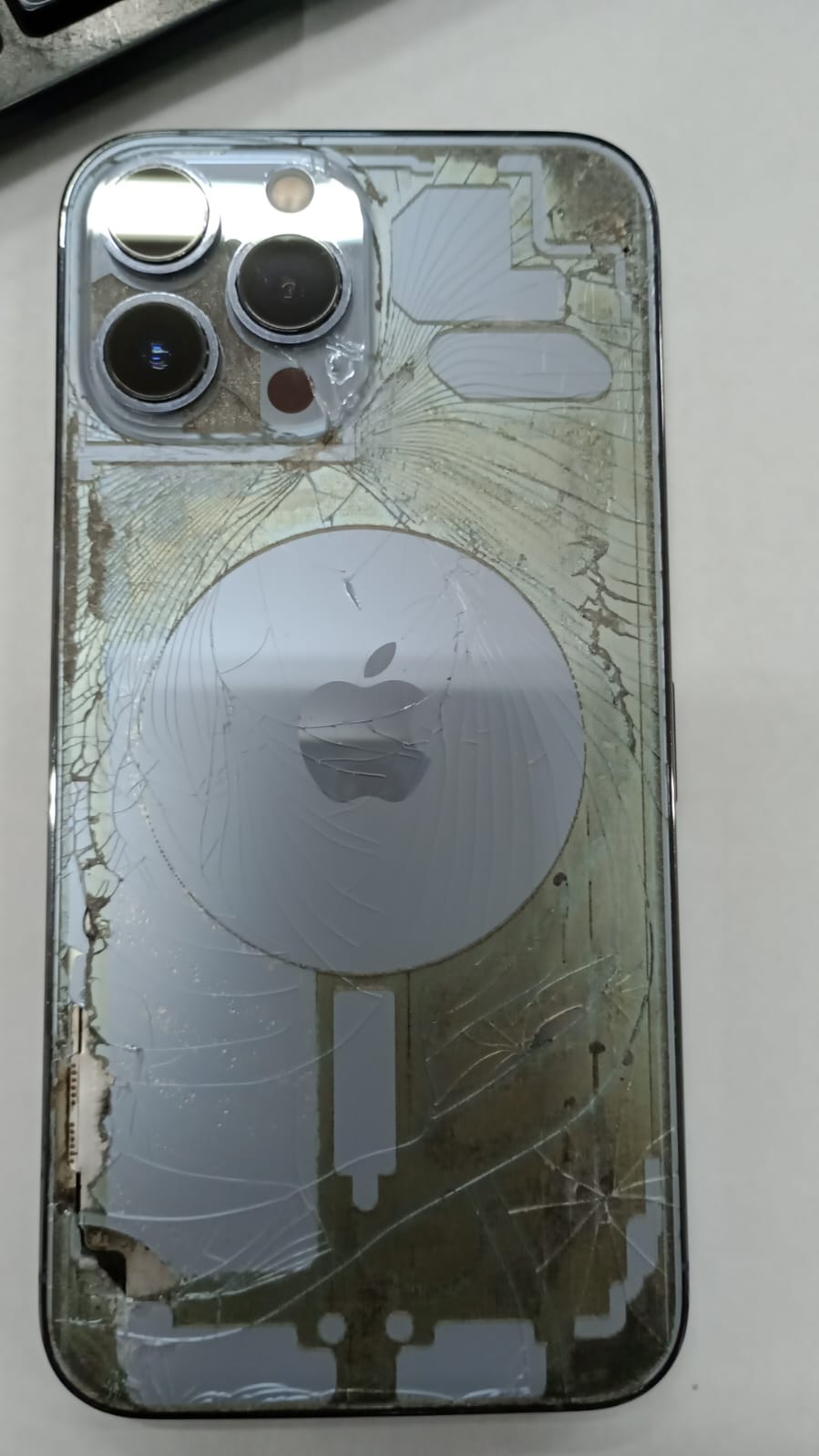 TELEFONO CELULAR MARCA IPHONE