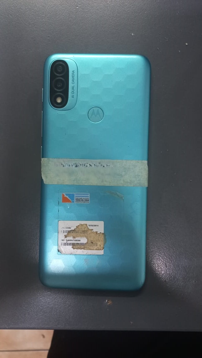 MOTO E 20