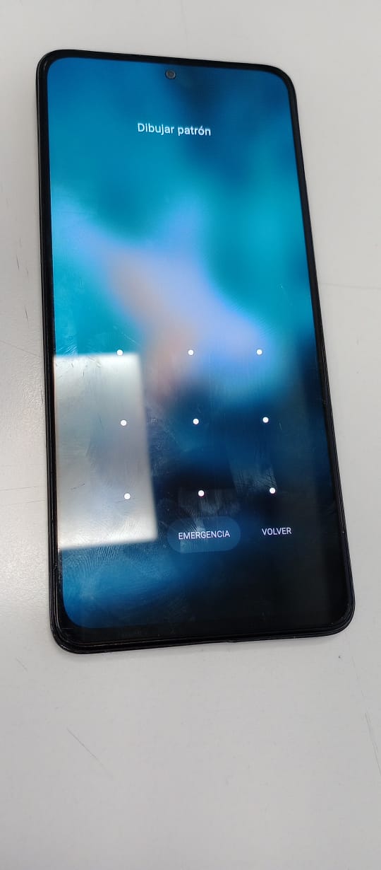 CELULAR APPLE MODELO 11