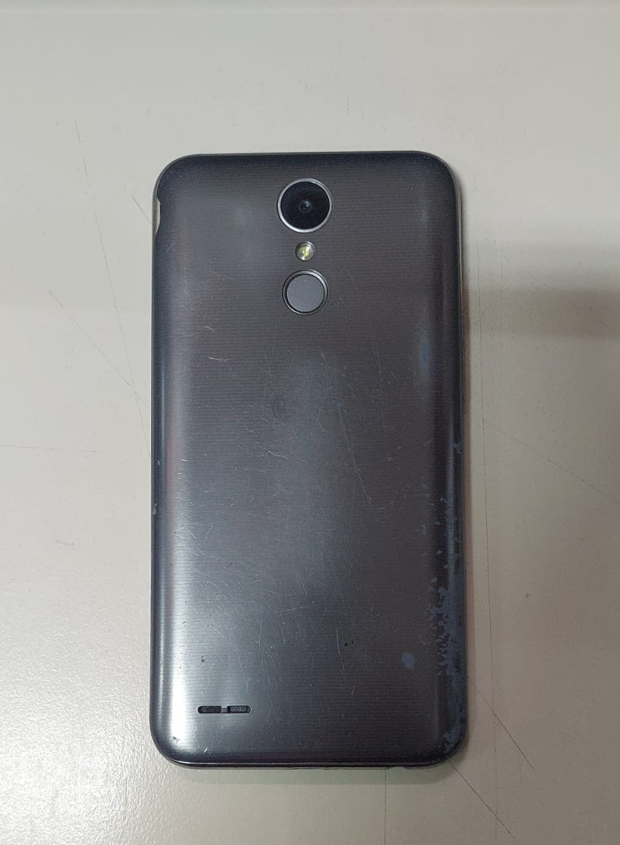 CELULAR LG MODELO K10 GRIS