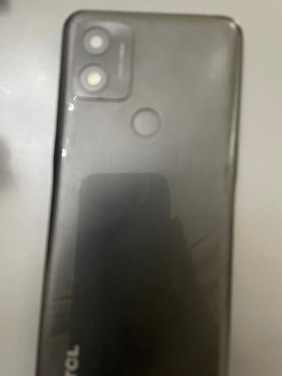 TELEFONO CELULAR TCL
