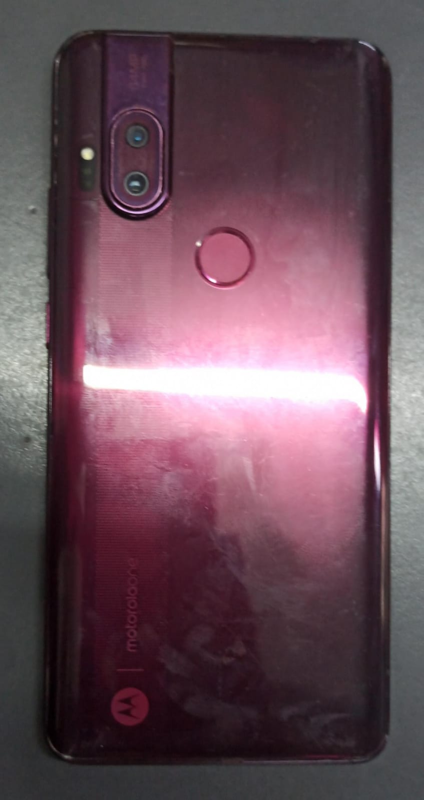 MOTOROLA  ONE