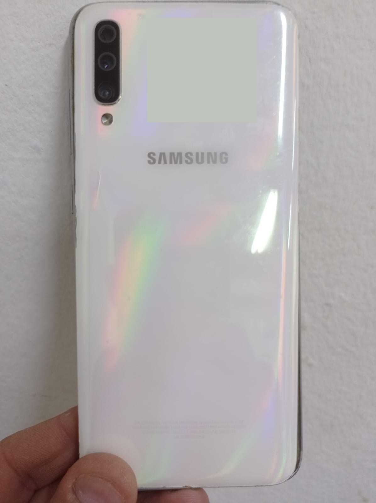 SAMSUNG A70