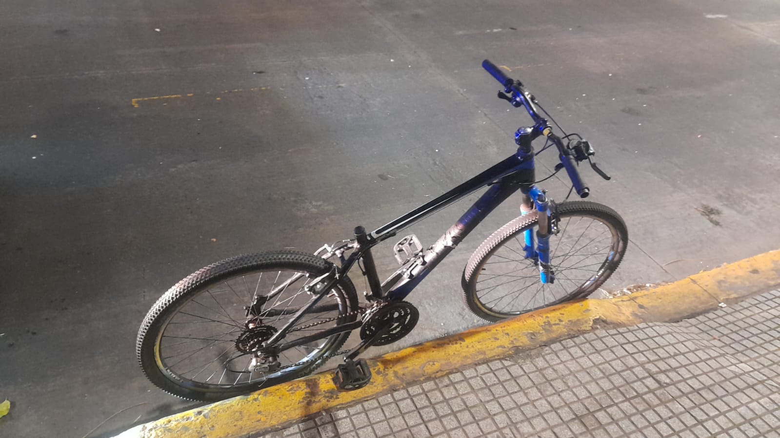 BICICLETA FREESTYLE GIANT