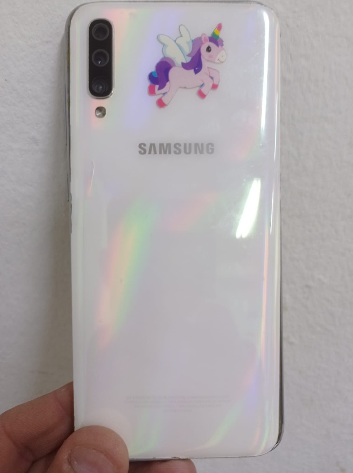 SAMSUNG A70