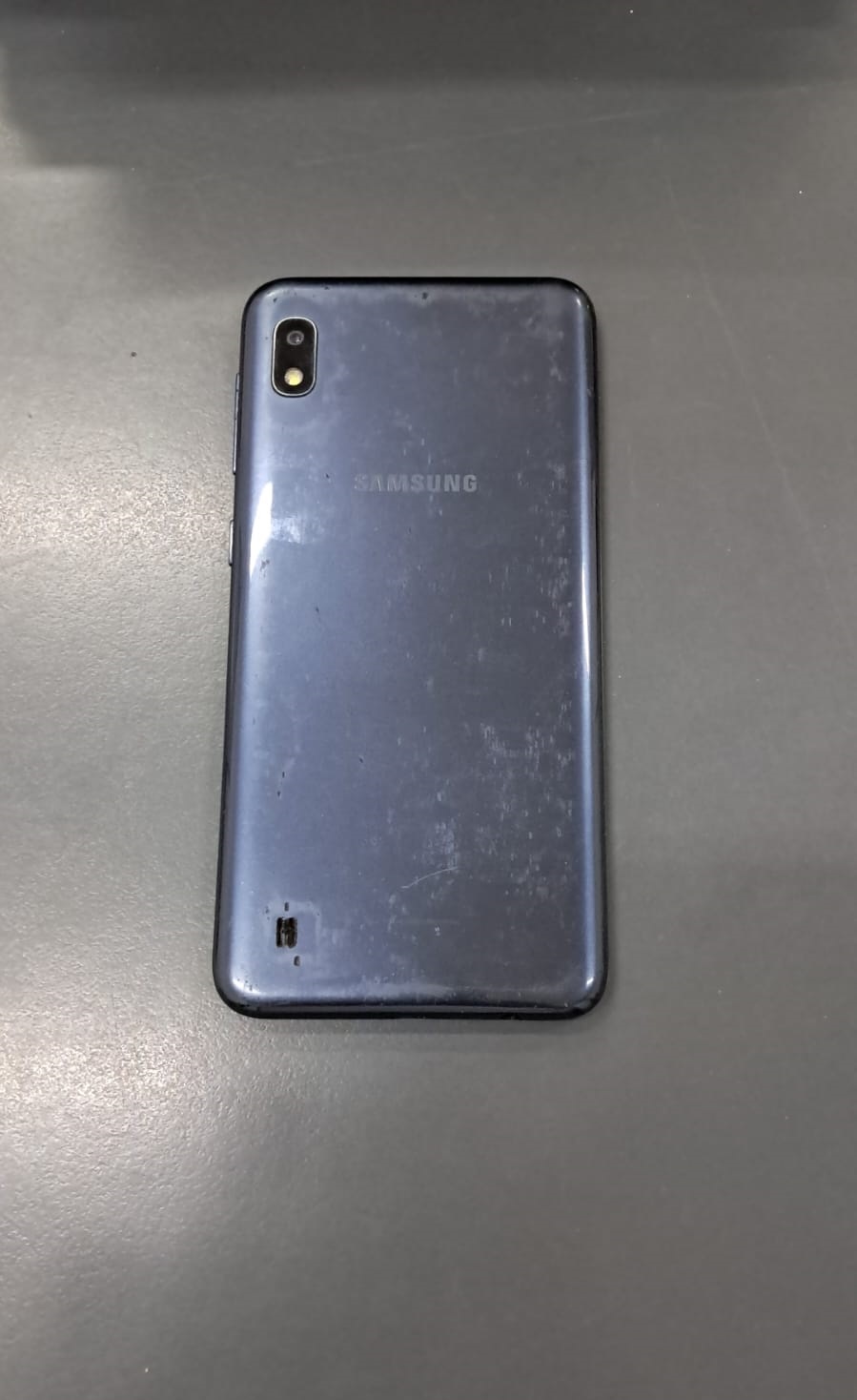 SAMSUNG A10