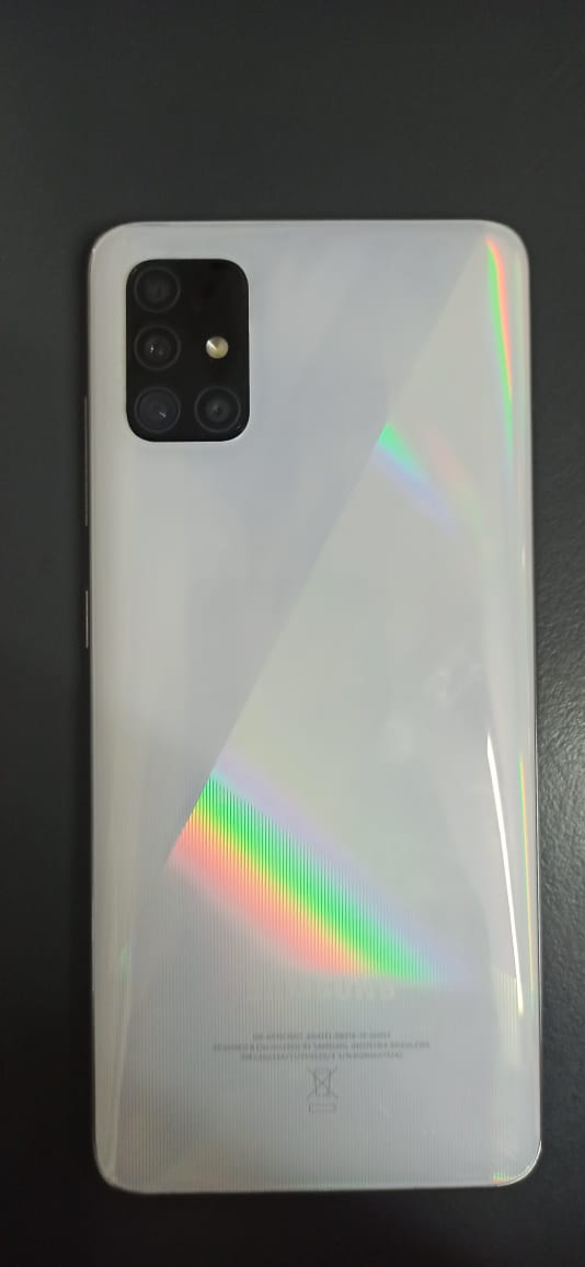 SAMSUNG A51