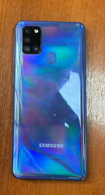 SAMSUNG A21