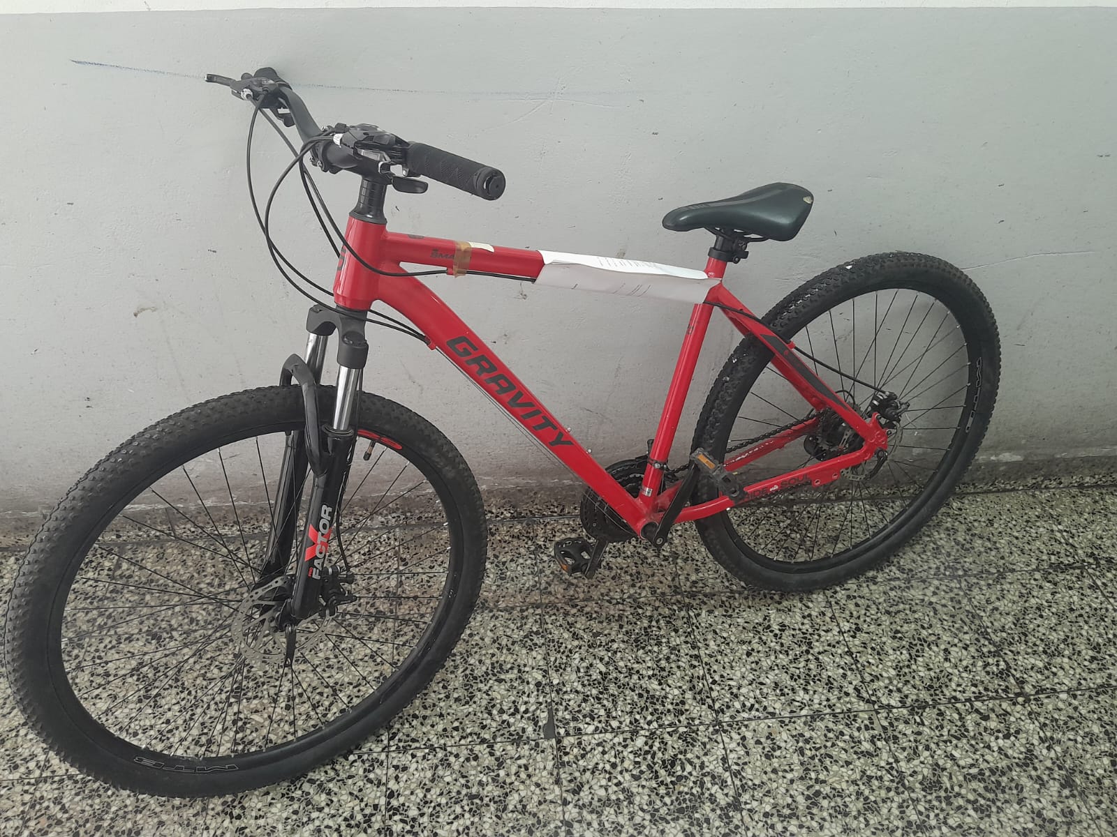 BICICLETA GRAVITY