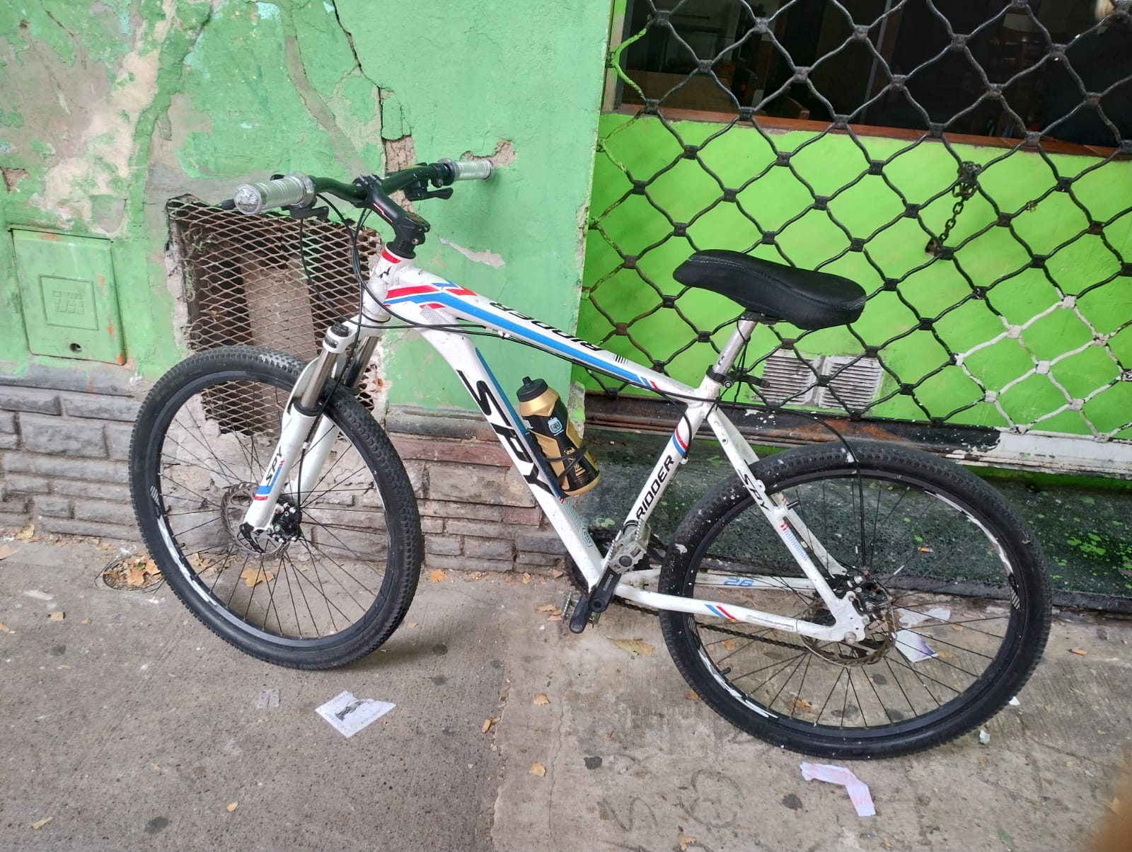 BICICLETA BLANCA RIDDER RODADO 26