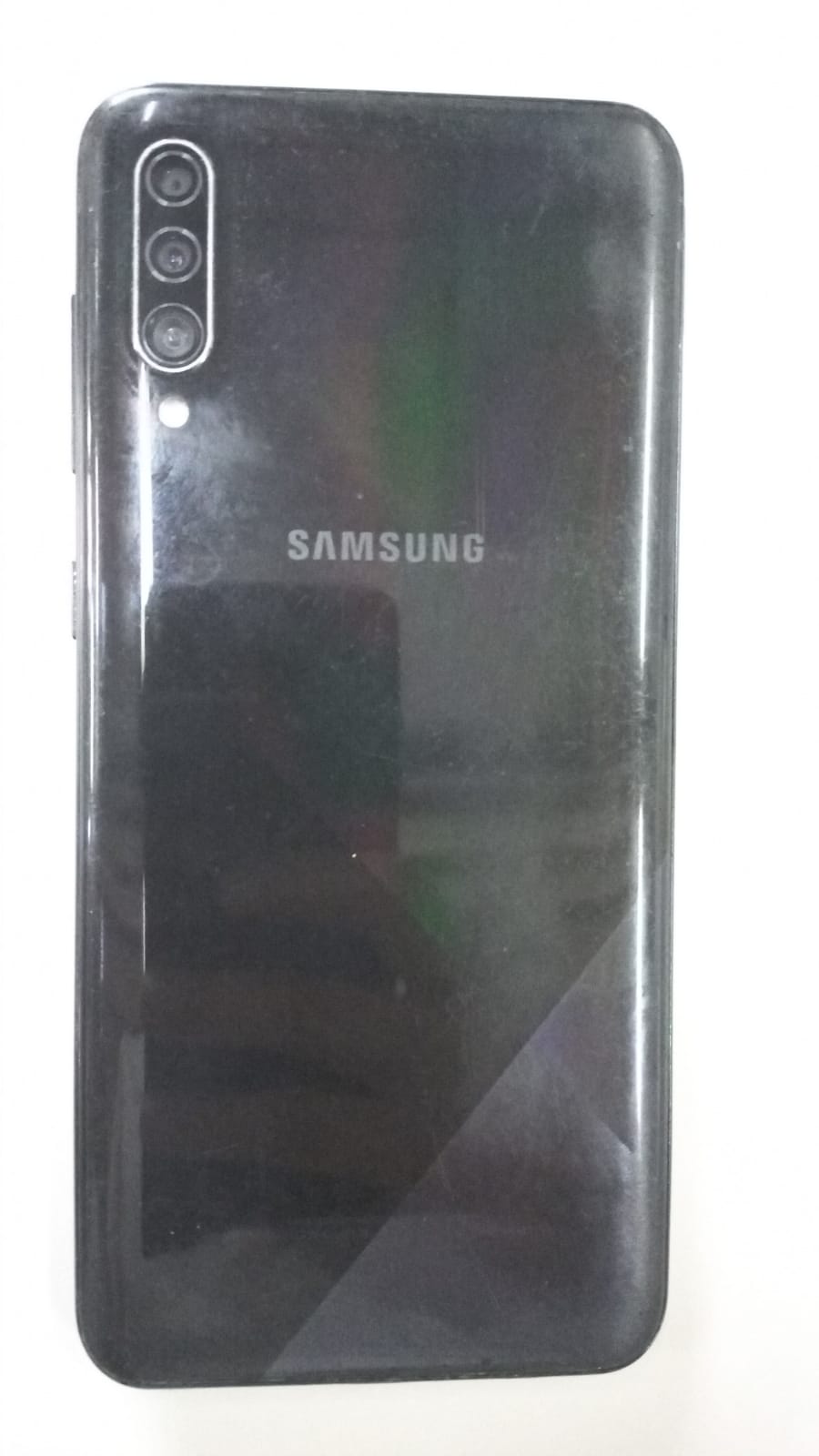 SAMSUNG GALAXY A30