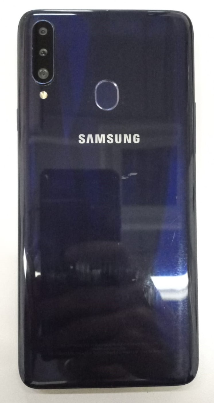 SAMSUNG A20