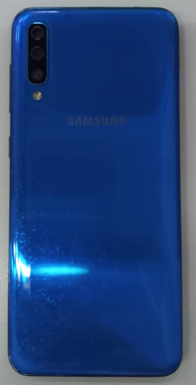SAMSUNG A50
